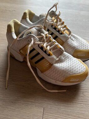 Adidas 2002 Climacool white & yellow sneakers with black stripes